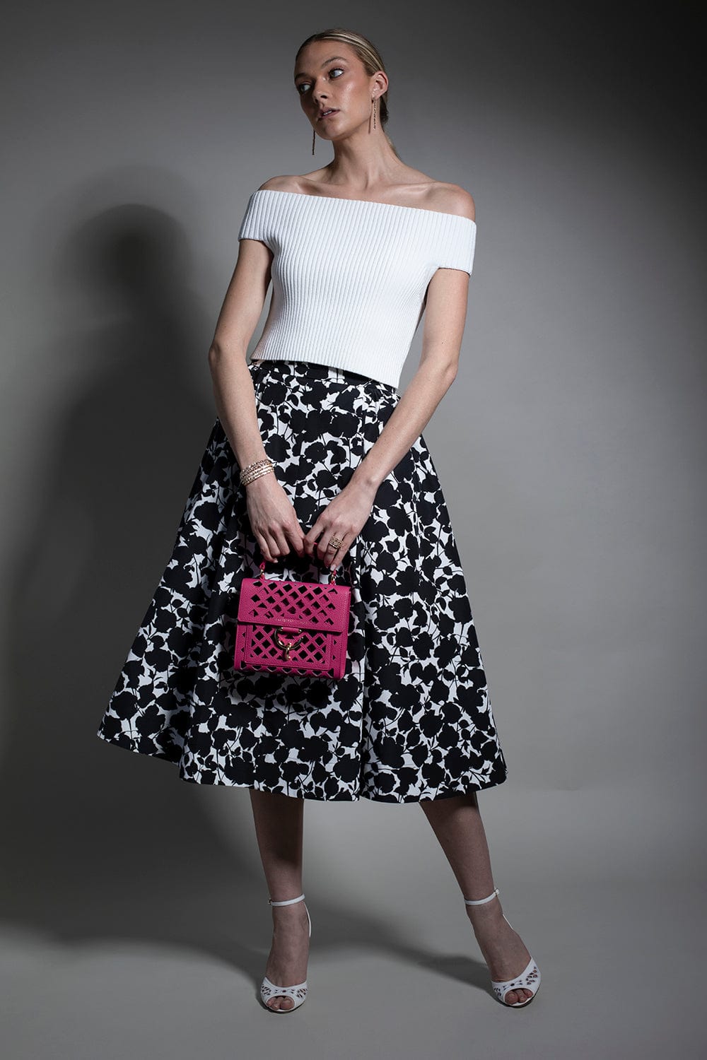 MICHAEL KORS-Off Shoulder Crop Top Tee-