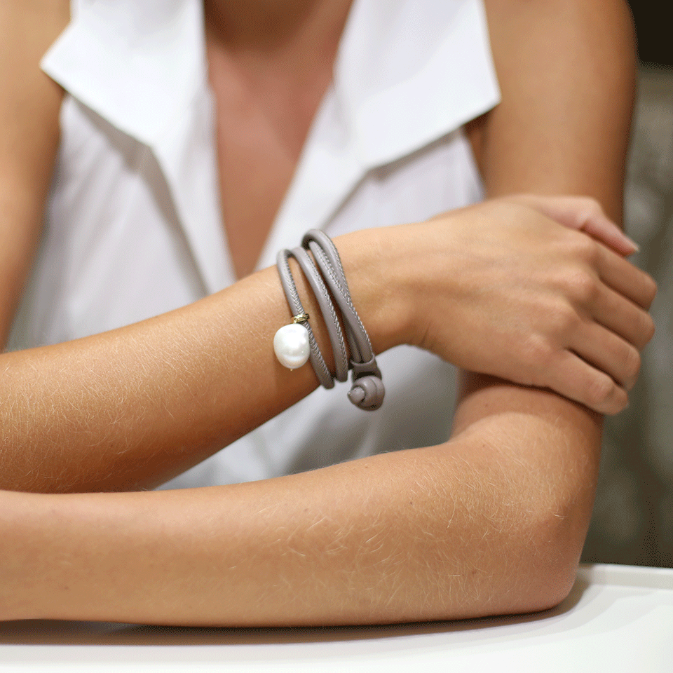 MIZUKI-Pearl Leather Wrap Bracelet/Choker-YELLOW GOLD