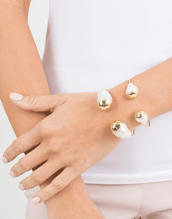 MIZUKI-Fluid Gold White Freshwater Double Pearl Cuff-YELLOW GOLD