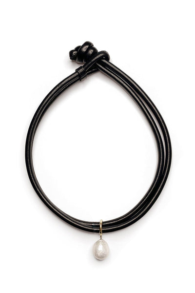Cascading Black Agate and Leather Necklace — Phyllis Clark Designs | Leather  necklace, Necklace, Black agate