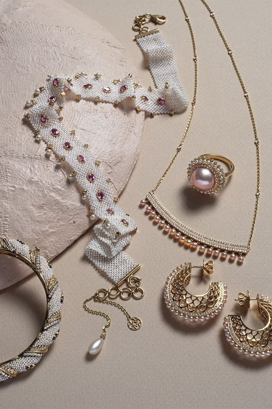 MOKSH-Jodhpur Earrings - Pearl-YELLOW GOLD