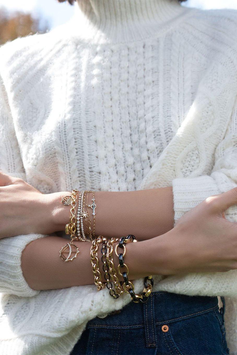 MONICA RICH KOSANN-Strength Arrow Petite Poesy Bracelet-YELLOW GOLD