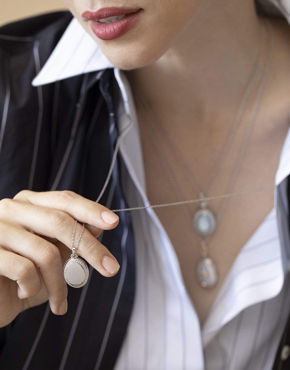 MONICA RICH KOSANN-The Four Image Midi Sapphire Locket-SILVER