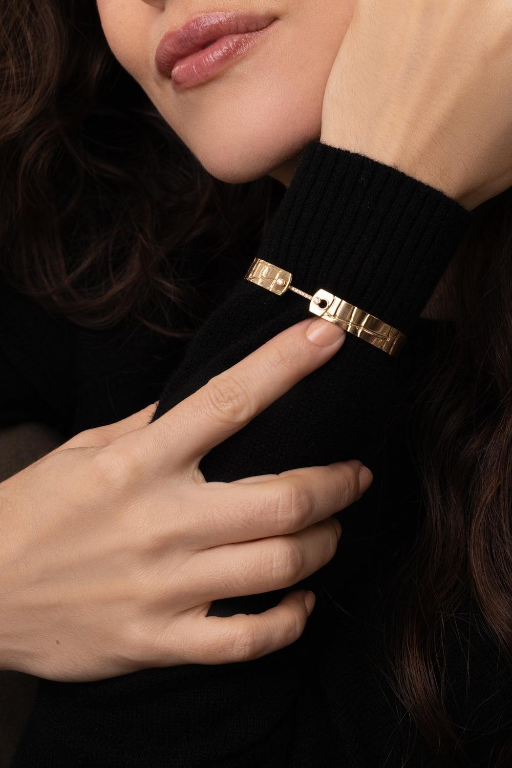 Later Alligator Mood Bangle Bracelet-YELLOW GOLD-16-JEWELRYFINE JEWELBRACELET O-NOUVEL HERITAGE