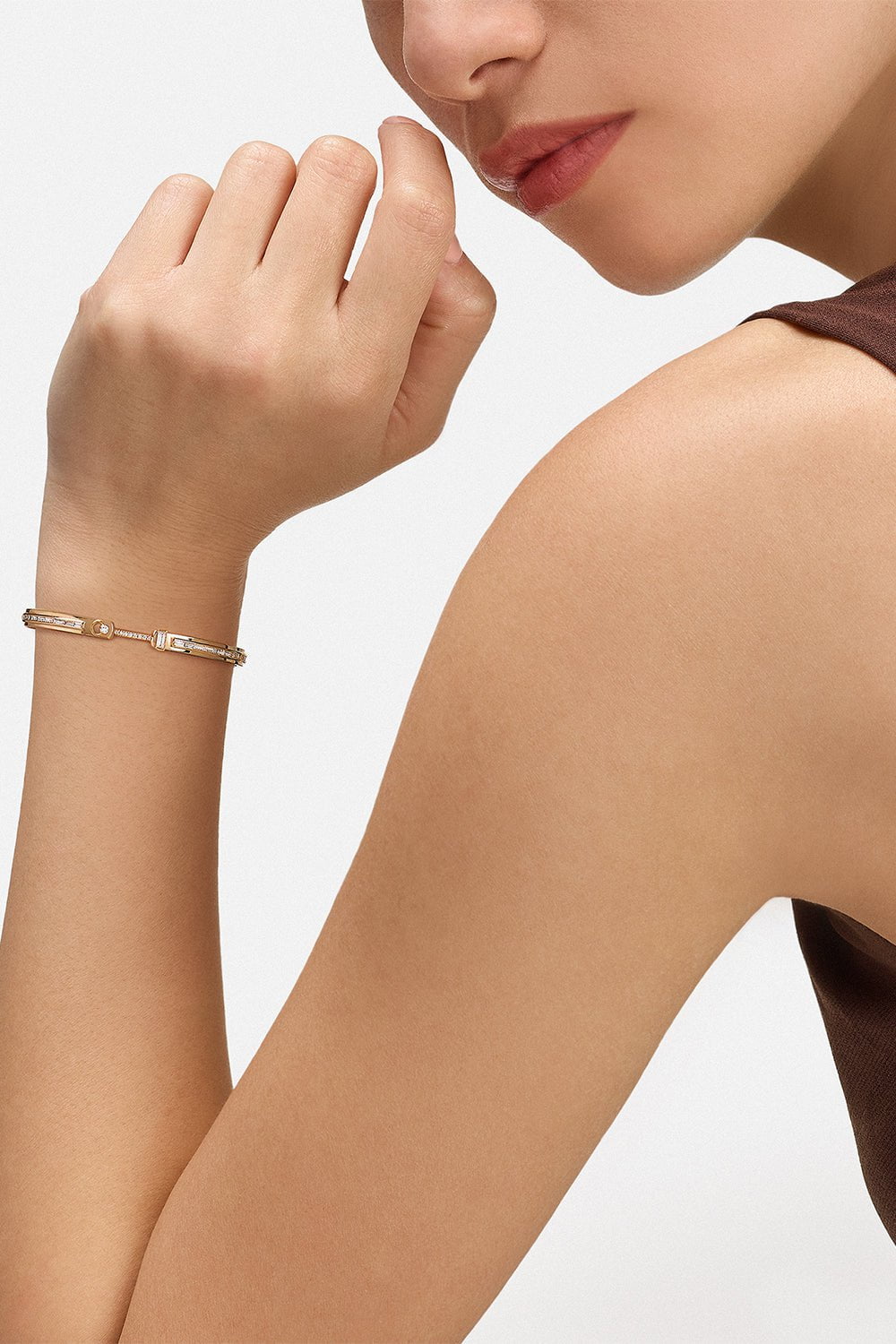 NOUVEL HERITAGE-My Best Friend's Wedding Mood Bangle-YELLOW GOLD