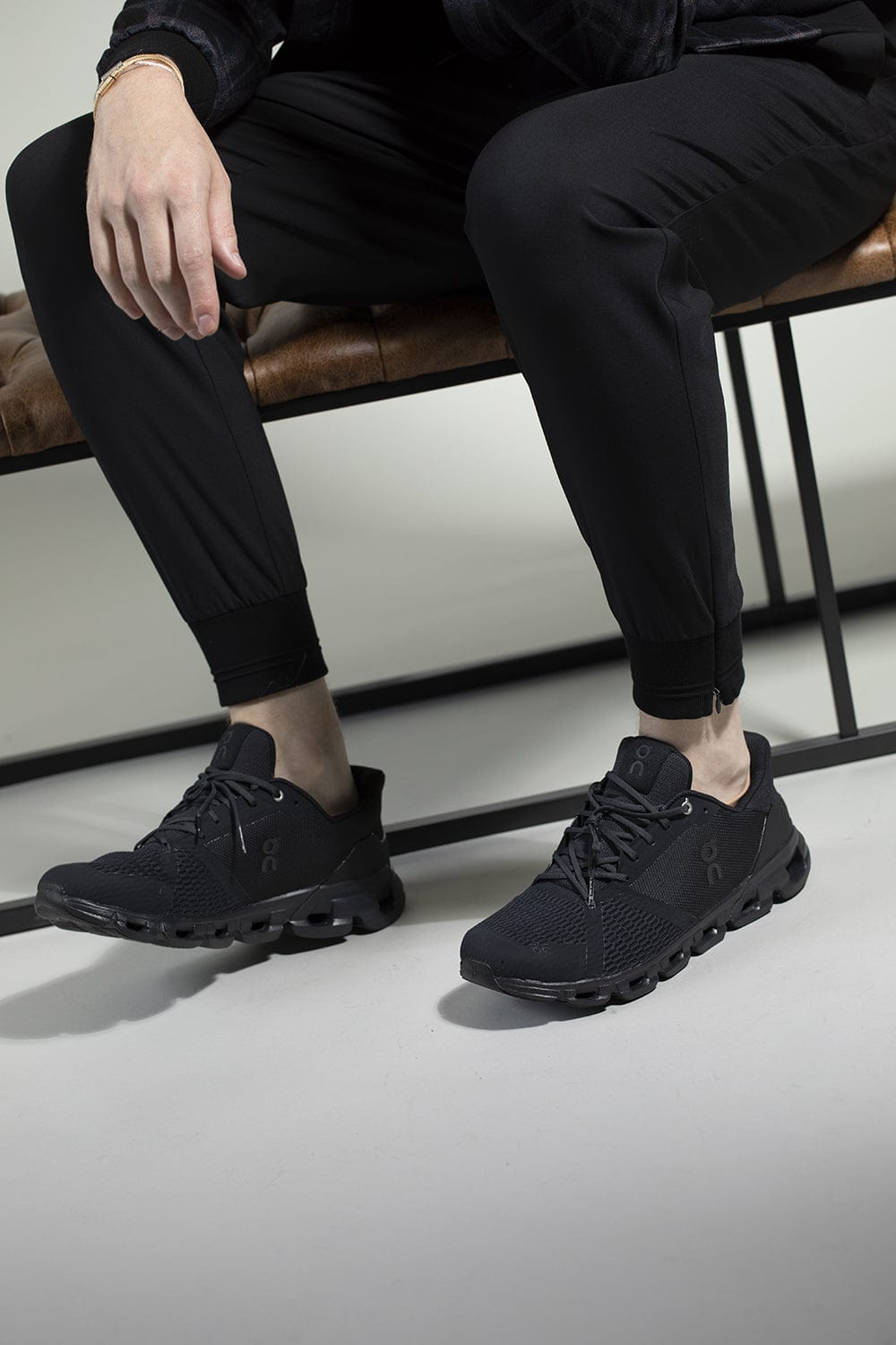 ON RUNNING-Men's Cloudflyer Running Shoe-BLACK