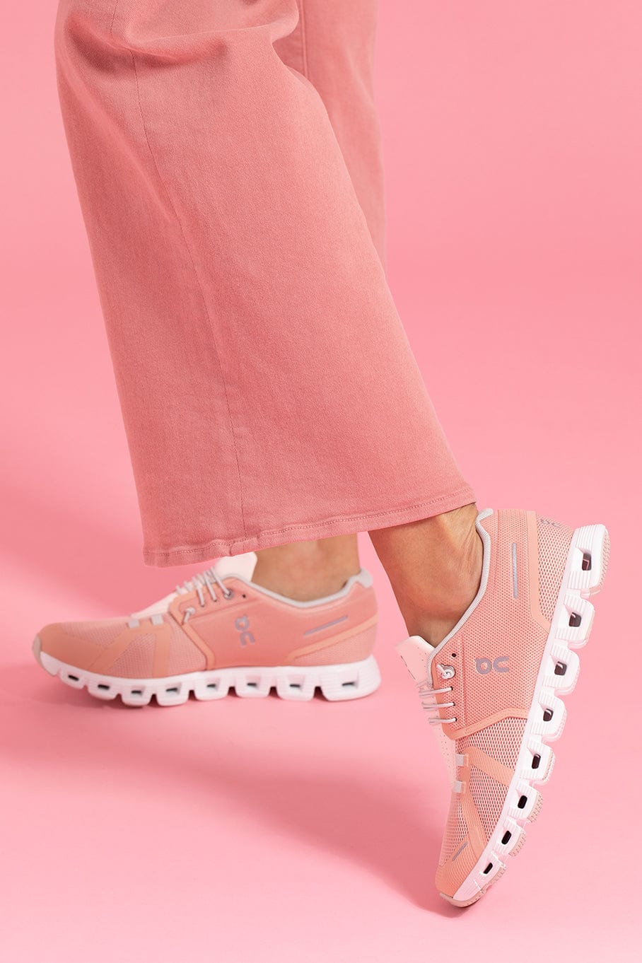 ON RUNNING-Cloud 5 Running Shoe - Rose Shell-