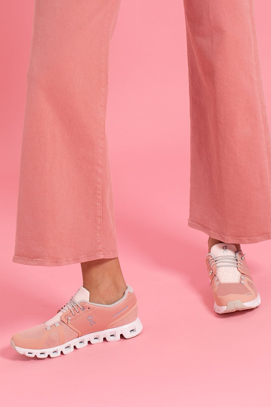ON RUNNING-Cloud 5 Running Shoe - Rose Shell-
