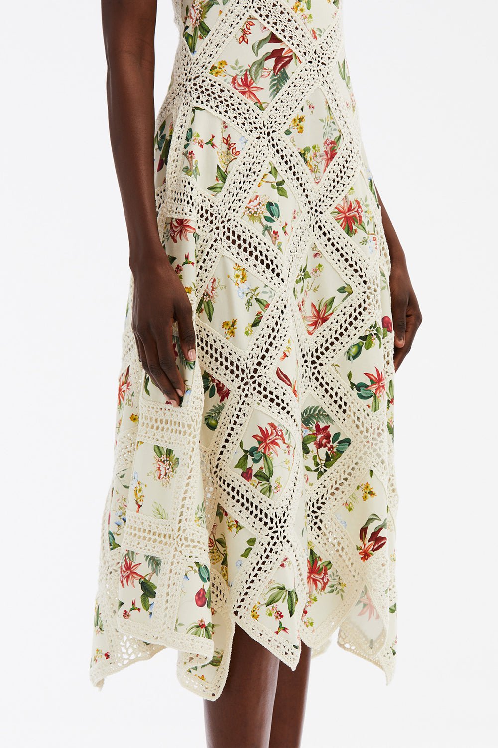 OSCAR DE LA RENTA-Halter Floral Midi Dress-