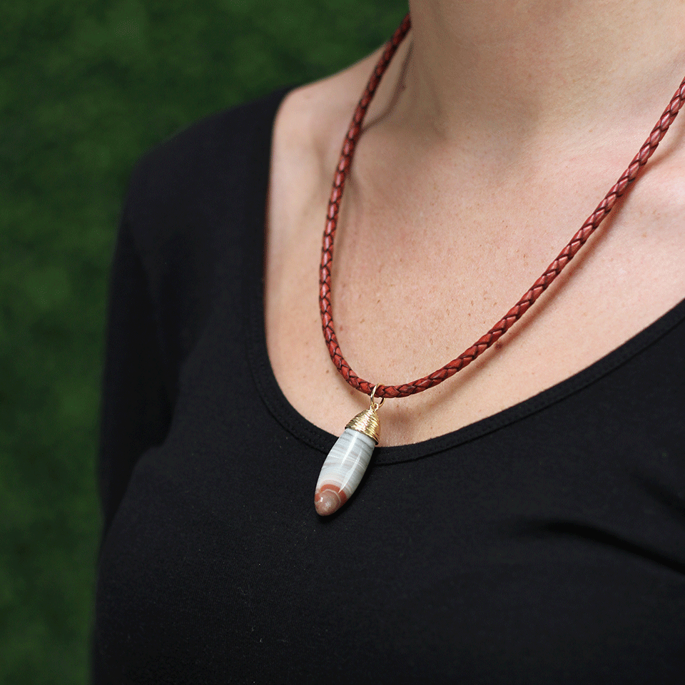 PAMELA HUIZENGA-Saturn Chalcedony Pendant-YELLOW GOLD