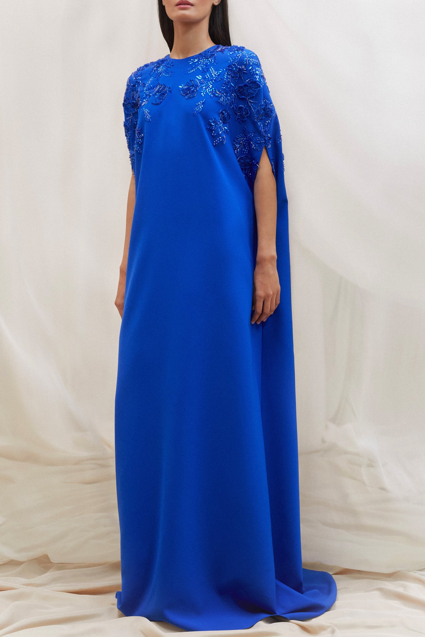 PAMELLA ROLAND-Caped Caftan-