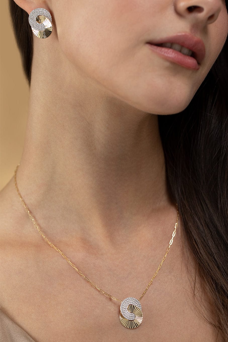 PHILLIPS HOUSE-Diamond Large Aura Interlocking Necklace-YELLOW GOLD