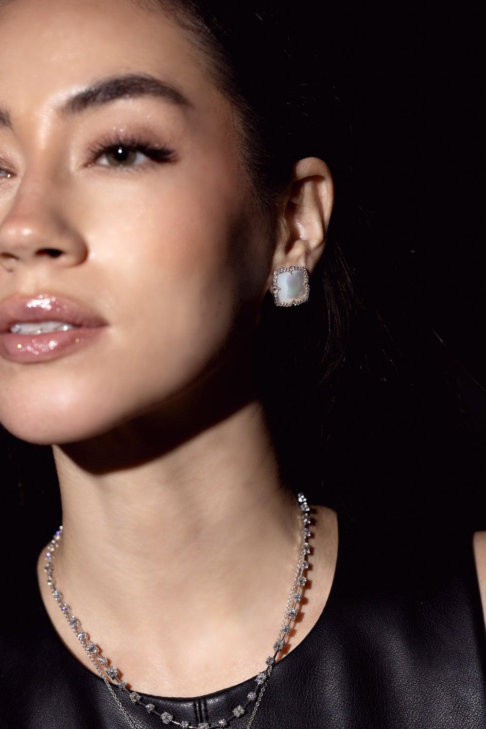 PIRANESI-Large Pearl Stud Earrings-WHITE GOLD