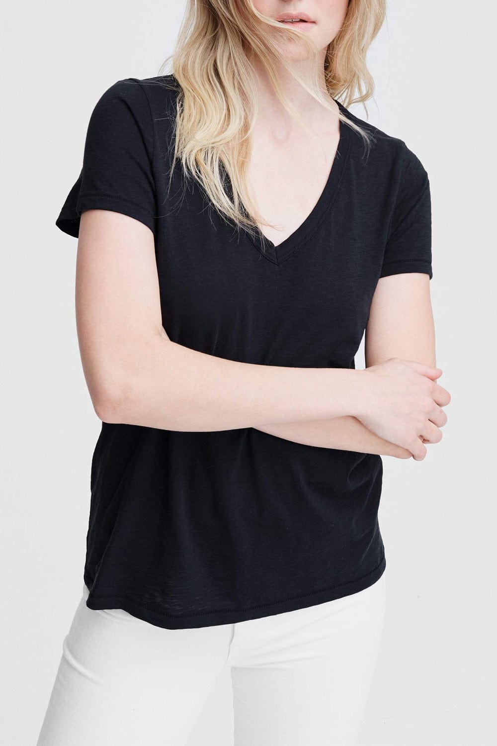 RAG & BONE-The Slub Vee - Black-