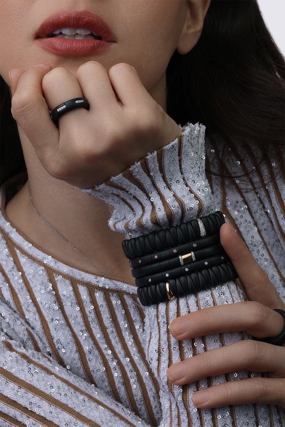 Two Diamond Bar Black Ceramic Pura Stretch Ring-YELLOW GOLD-JEWELRYFINE JEWELBRACELET O-ROBERTO DEMEGLIO
