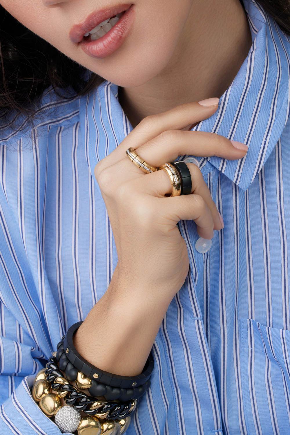 Three Diamond Stretch Pura Ring-YELLOW GOLD-6.5-JEWELRYFINE JEWELRING-ROBERTO DEMEGLIO