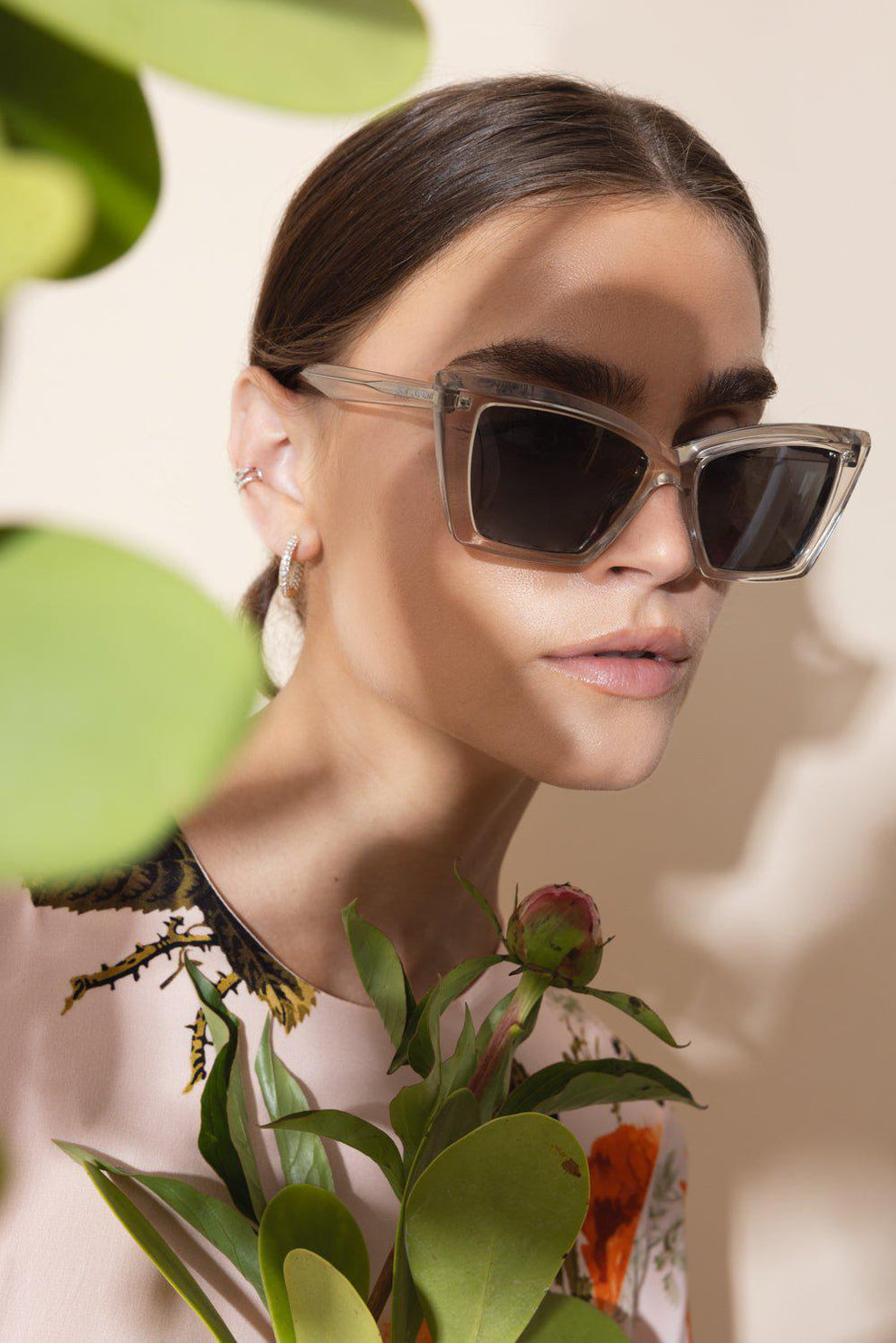 New Wave Cat Eye Sunglasses | SAINT LAURENT – Marissa  display picture 2