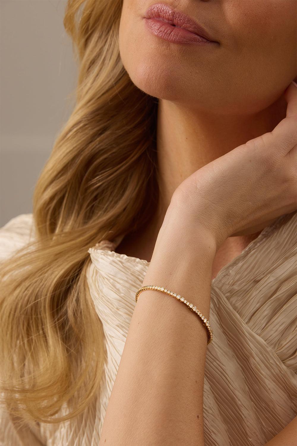Diamond Flexion Bangle Bracelet-YELLOW GOLD-MEDIUM-JEWELRYFINE JEWELBRACELET O-SARA WEINSTOCK