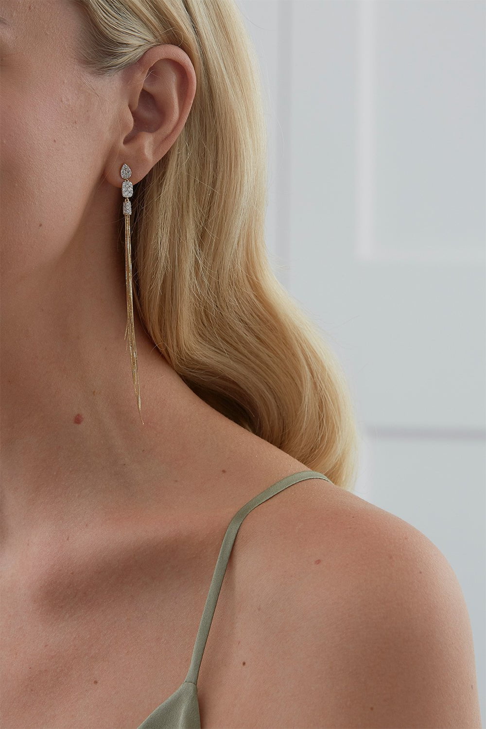 SARA WEINSTOCK-Nappa Diamond Tassel Earrings-WHITE GOLD