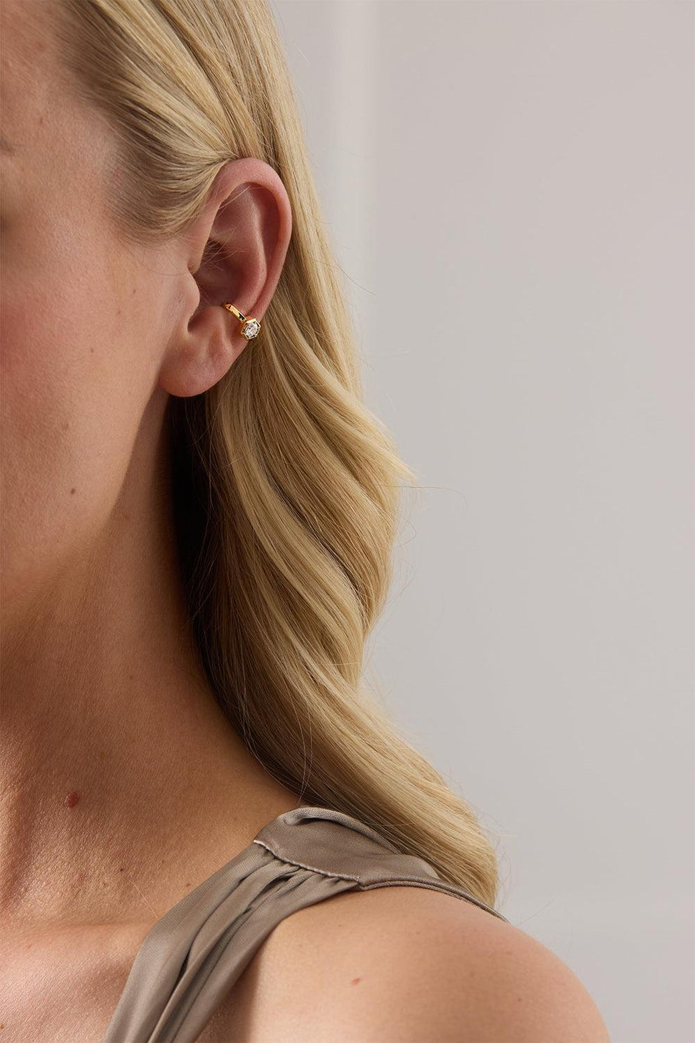 Diamond Honey Comb Ear Cuff | SARA WEINSTOCK – Marissa Collections