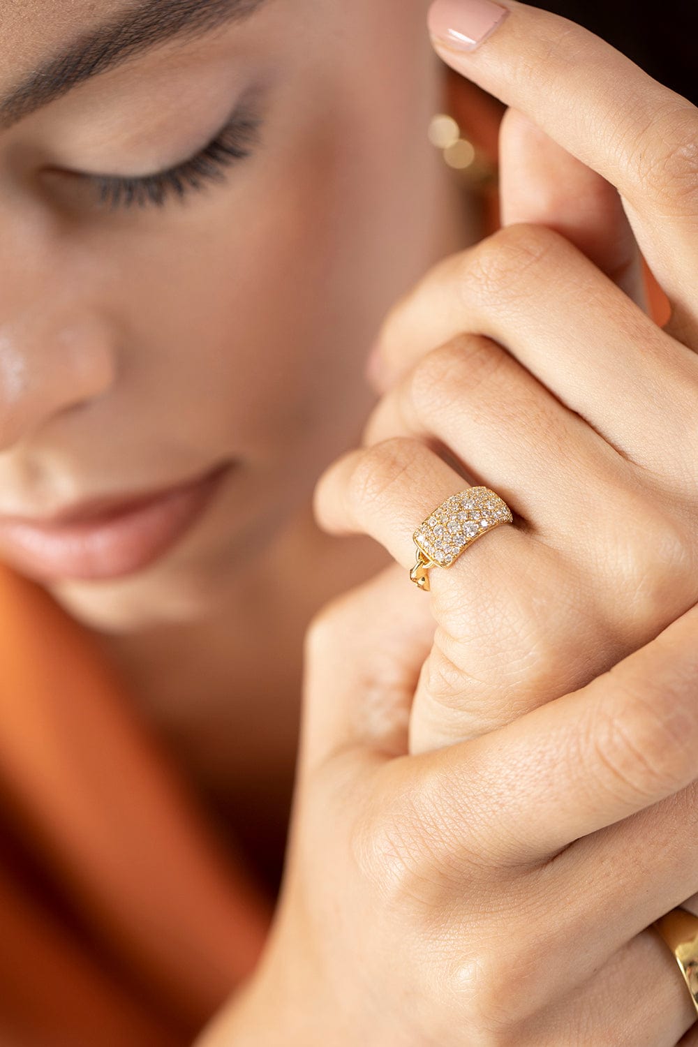 SARA WEINSTOCK-Lucia Pave Diamond Bar Tag Pinky Ring-YELLOW GOLD