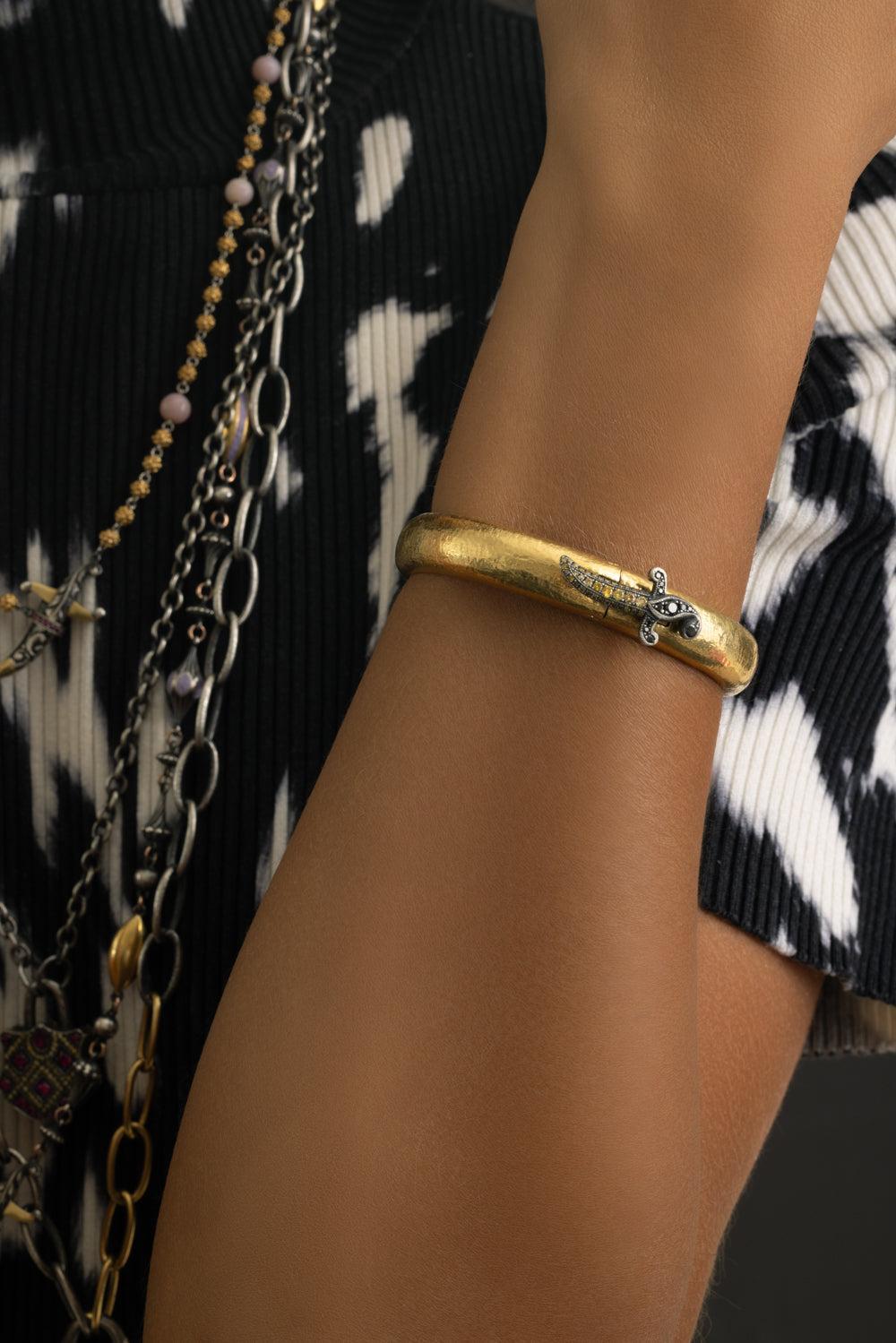 Wide Rounded Dagger Clasp Bracelet-YELLOW GOLD-JEWELRYFINE JEWELBRACELET O-SEVAN BICAKCI