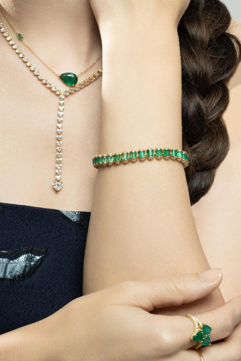 Diamond Emerald Medium Ripple Bracelet