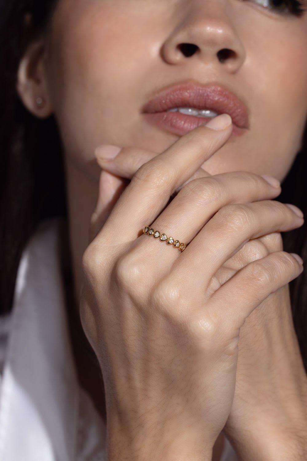 SHAY JEWELRY-Diamond Heart Eternity Ring-