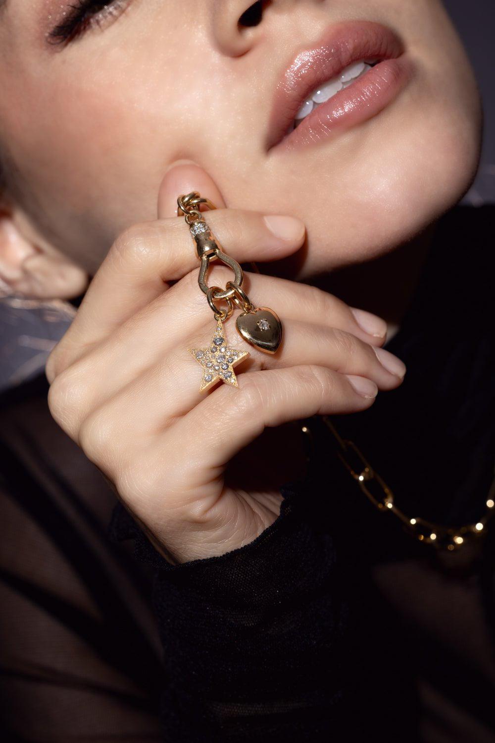 SINGLE STONE-Viola Diamond Pendant-YELLOW GOLD