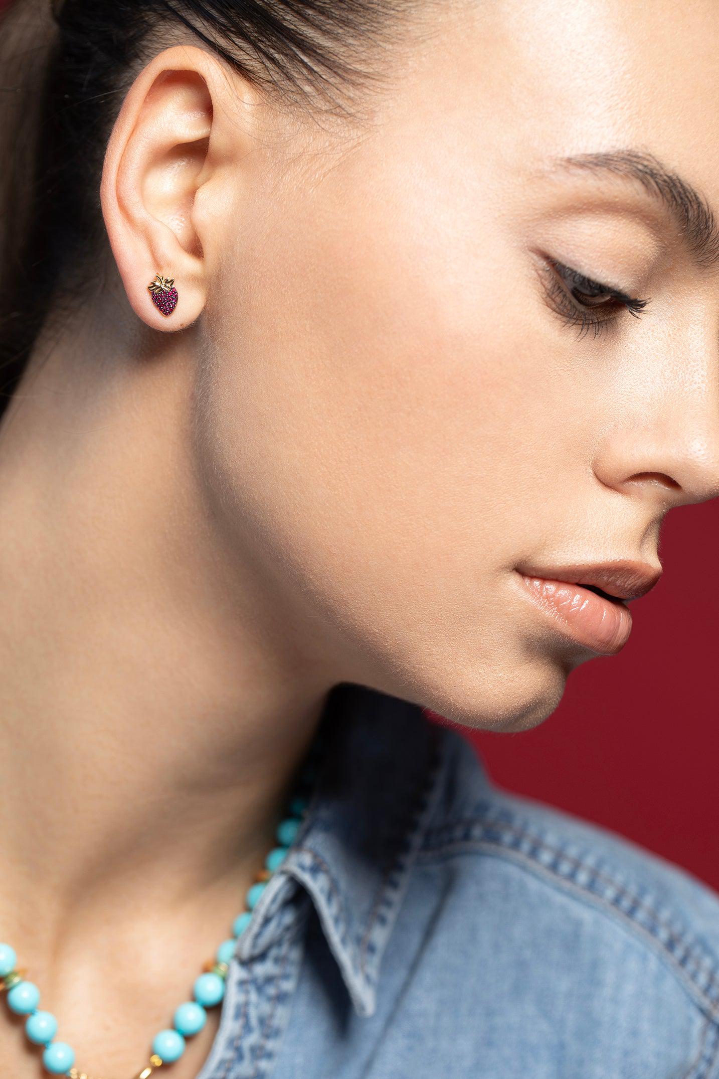 SORELLINA-Strawberry Studs-YELLOW GOLD