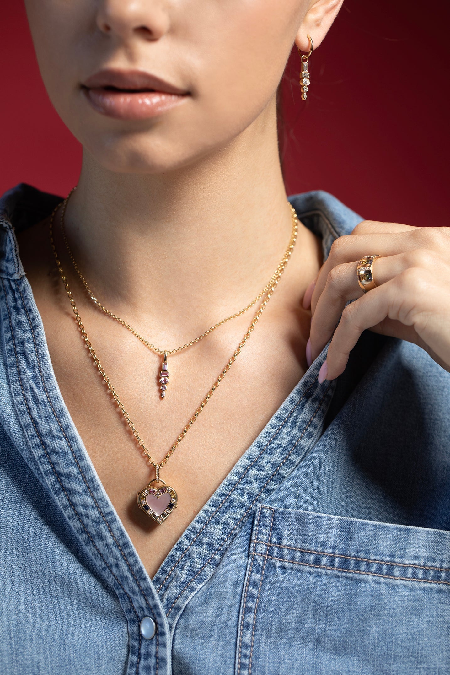 SORELLINA-Mother of Pearl Heart Push Button Locket-YELLOW GOLD