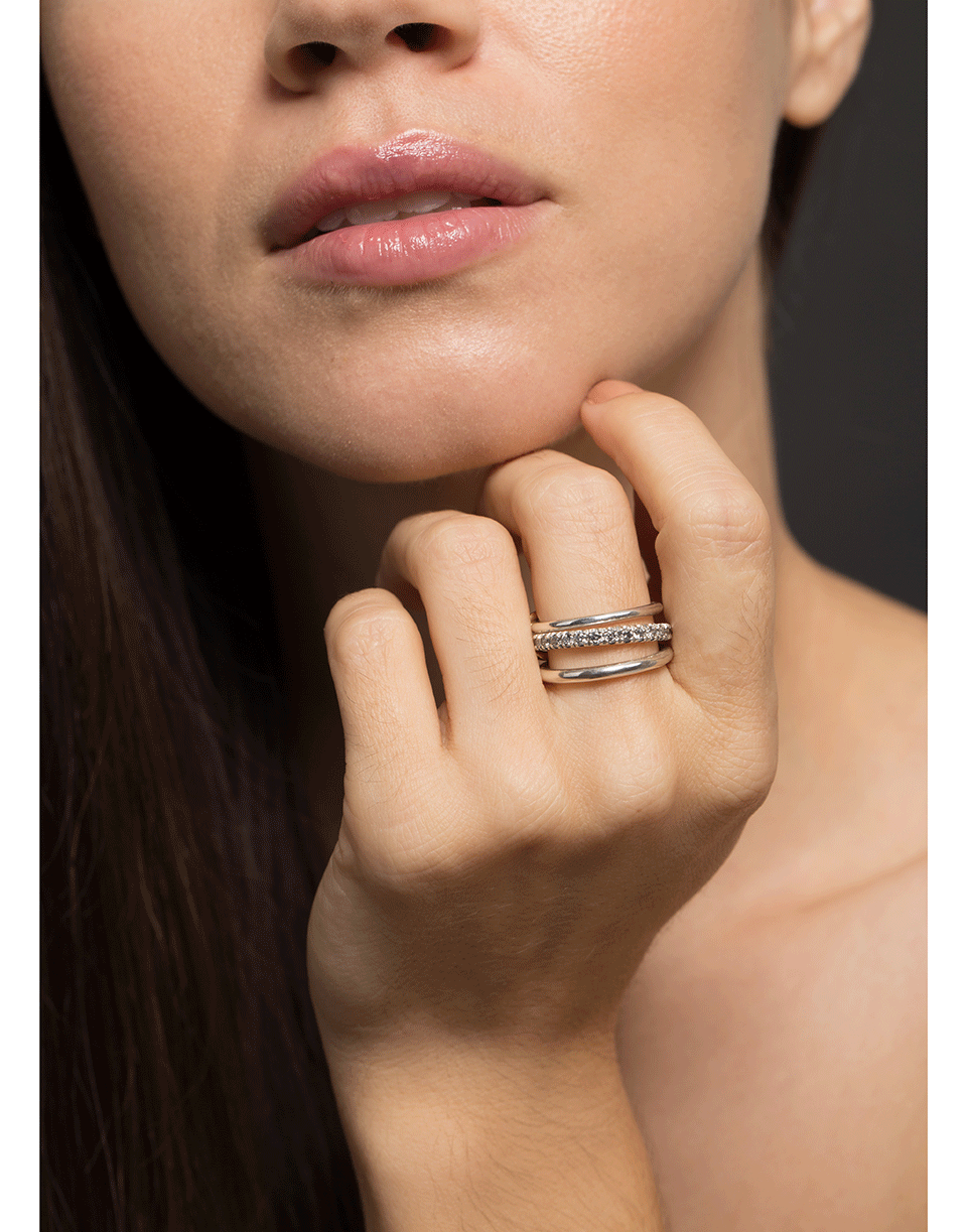 SPINELLI KILCOLLIN-Three Linked Petunia Rings-SILVER