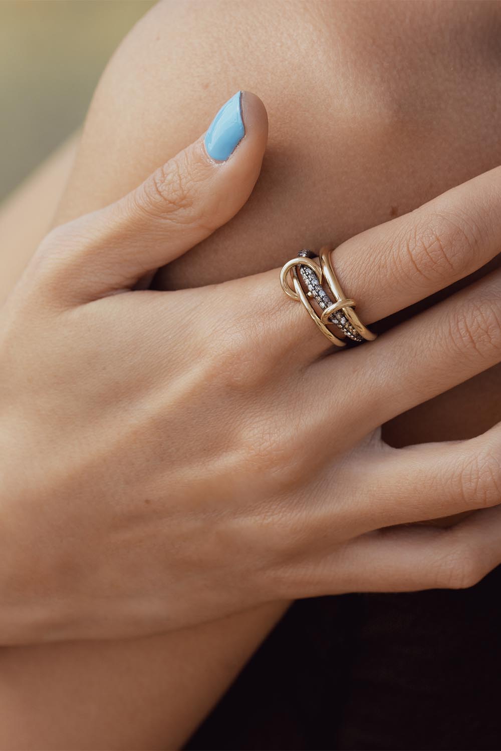 SPINELLI KILCOLLIN-Capricorn SG CCW Three Link Ring-YELLOW GOLD