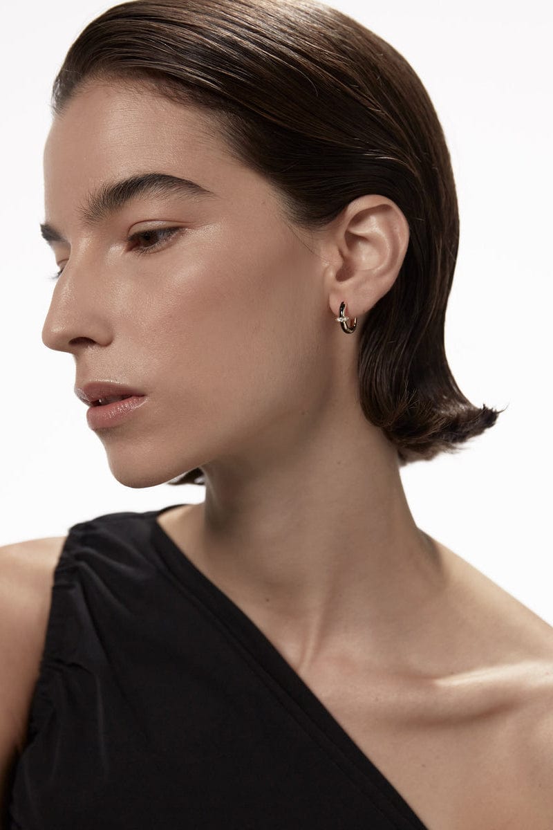 STATE PROPERTY-Idris Minor Jet Black Hoop Earrings-YELLOW GOLD