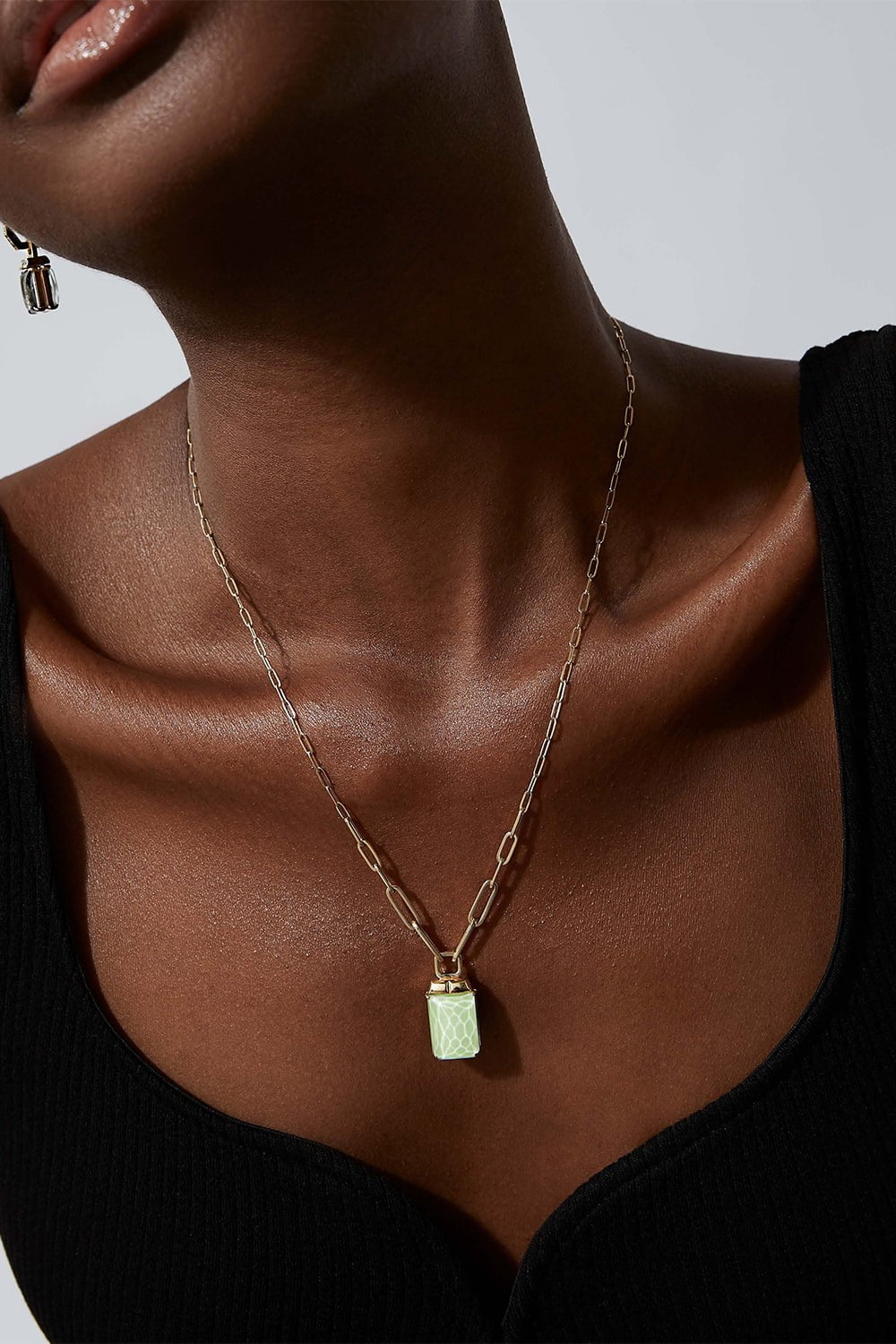 STEPHEN WEBSTER-Crystal Haze Tablet Twister Pendant Necklace-YELLOW GOLD
