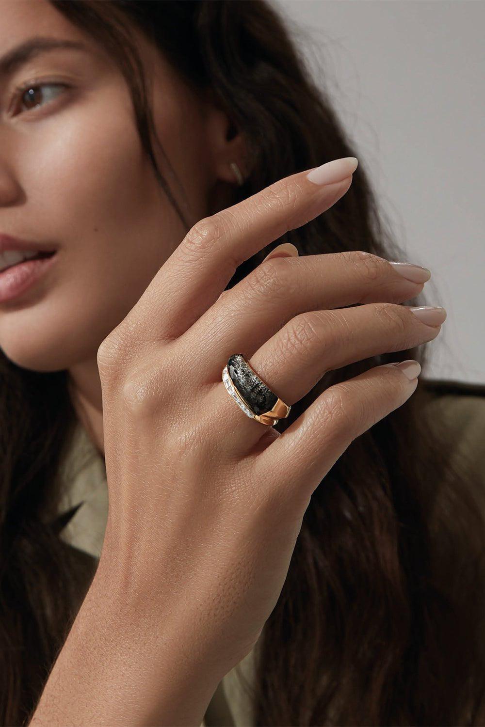 STEPHEN WEBSTER-Crystal Haze Shard Slimline Ring-YELLOW GOLD