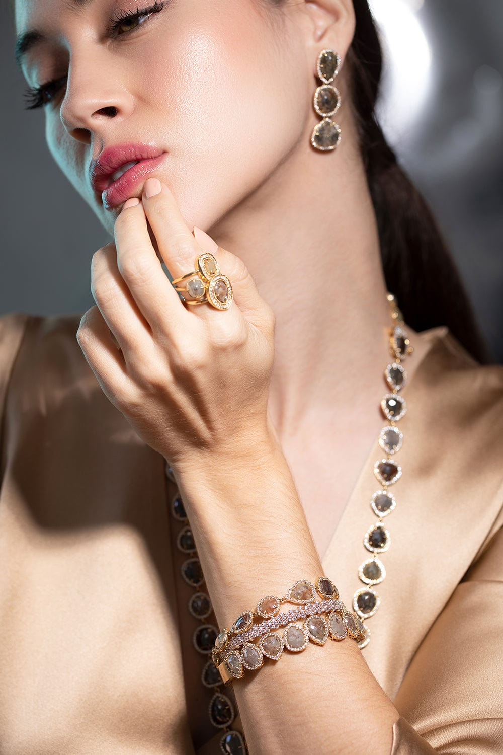 SUTRA-Alternating Rough Cut Diamond Bracelet-WHITE GOLD