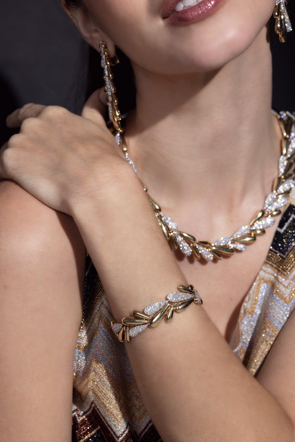 SUTRA-Diamond Bracelet-YELLOW GOLD