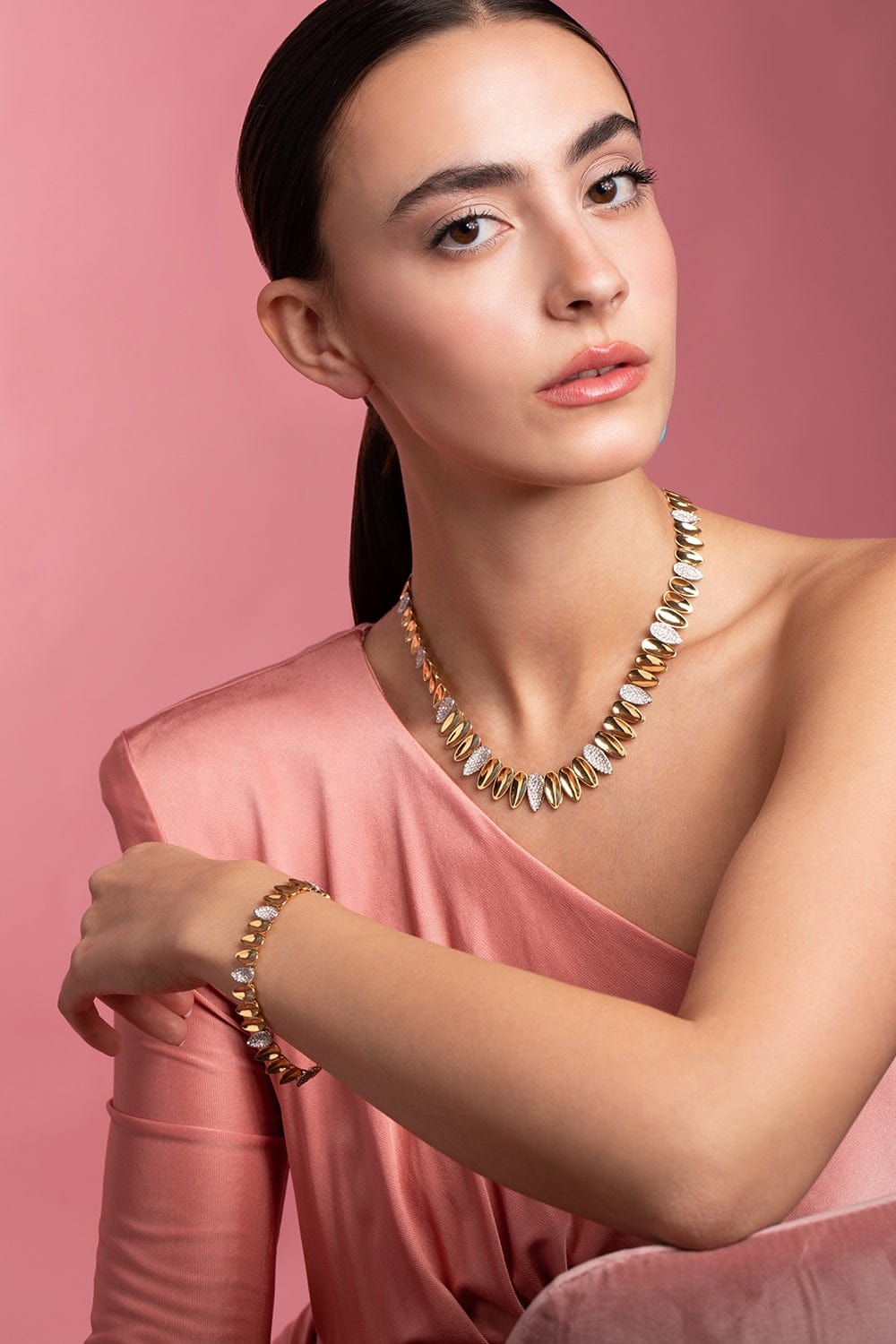 SUTRA-Diamond Kashmir Bracelet-YELLOW GOLD