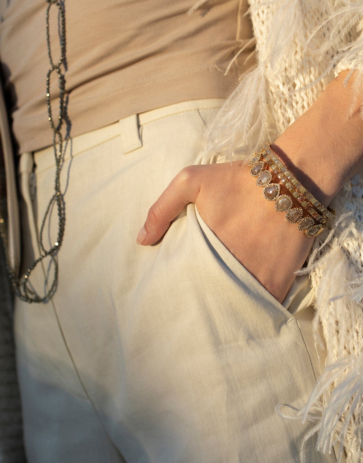 SUTRA-Rough Cut Diamond Bracelet - 6.82ctw-YELLOW GOLD