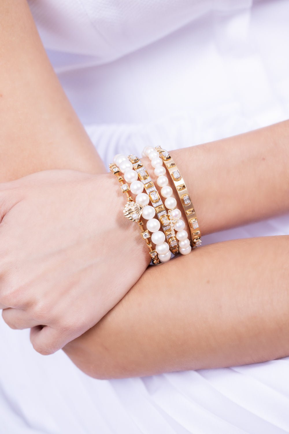 Clam bracelet clearance