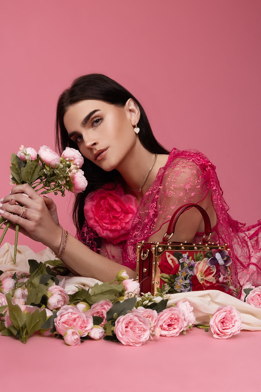 SYDNEY EVAN-Scallop Hoop Diamond Heart Earrings-YELLOW GOLD