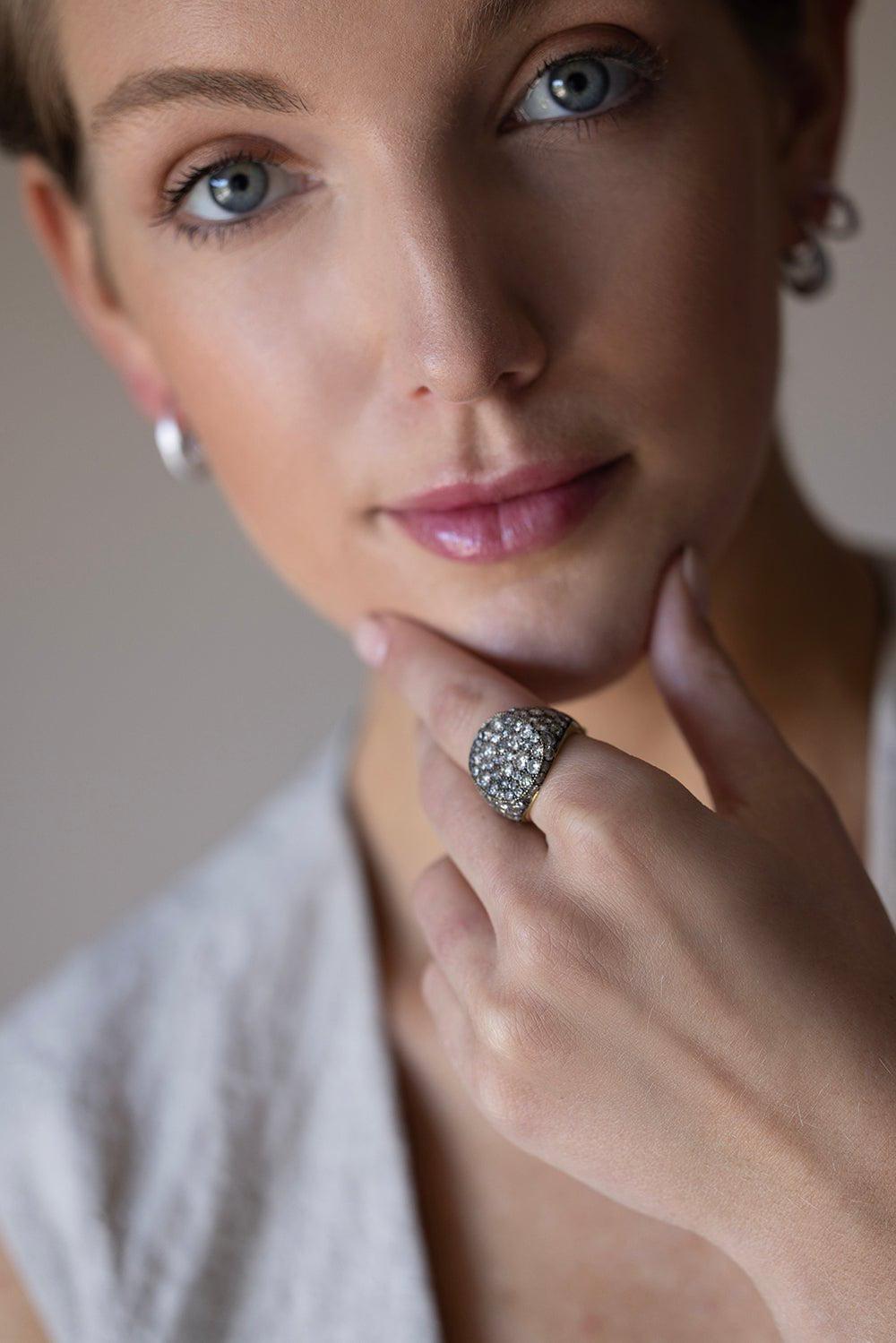 SYLVA & CIE-Grey Diamond Signet Ring-YELLOW GOLD