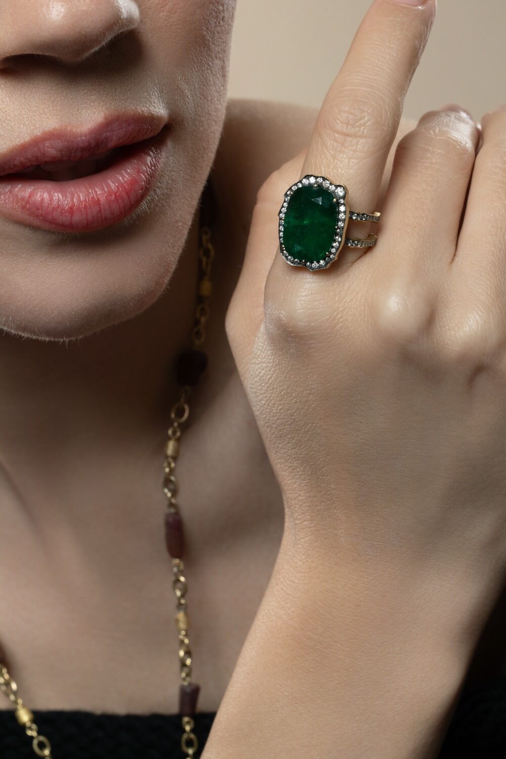 Zambian Emerald Double Shank Ring-YELLOW GOLD-7.5-JEWELRYFINE JEWELRING-SYLVA & CIE