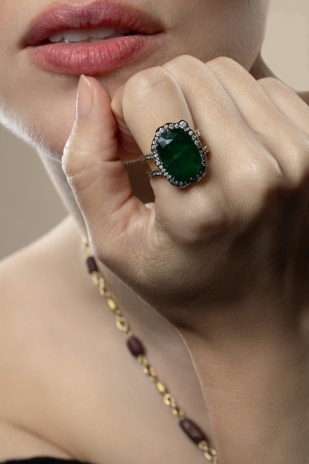 Zambian Emerald Double Shank Ring-YELLOW GOLD-7.5-JEWELRYFINE JEWELRING-SYLVA & CIE