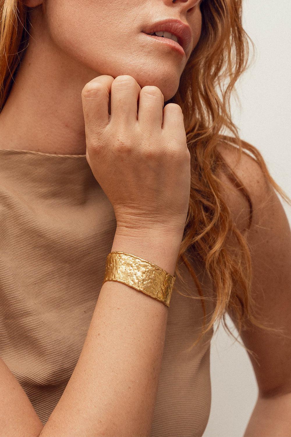 SYLVIA TOLEDANO-Flow S Cuff Bracelet-GOLD