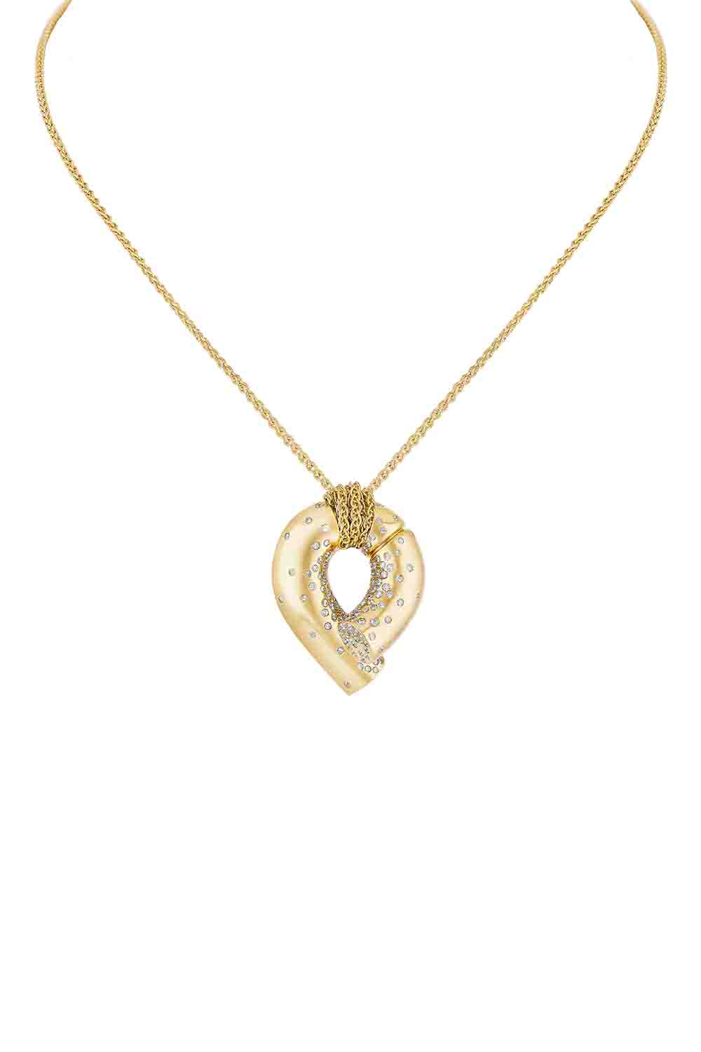 TABAYER-Oera Large Pendant Necklace-YELLOW GOLD