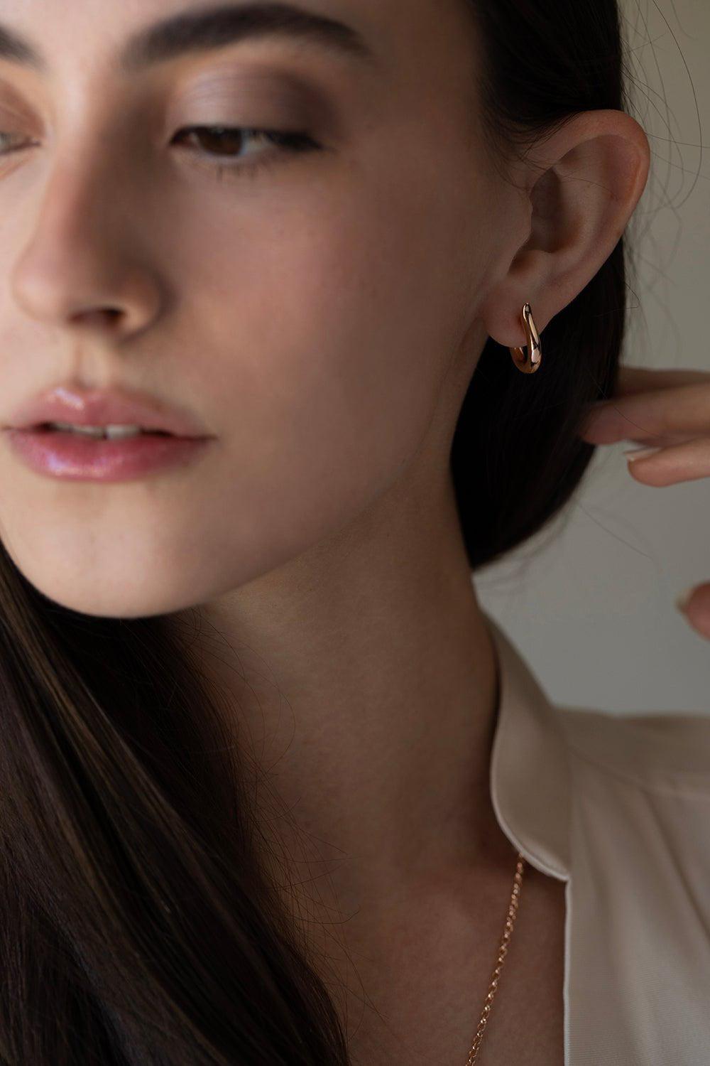 TAMARA COMOLLI-Small Drop Hoop Earrings-ROSE GOLD