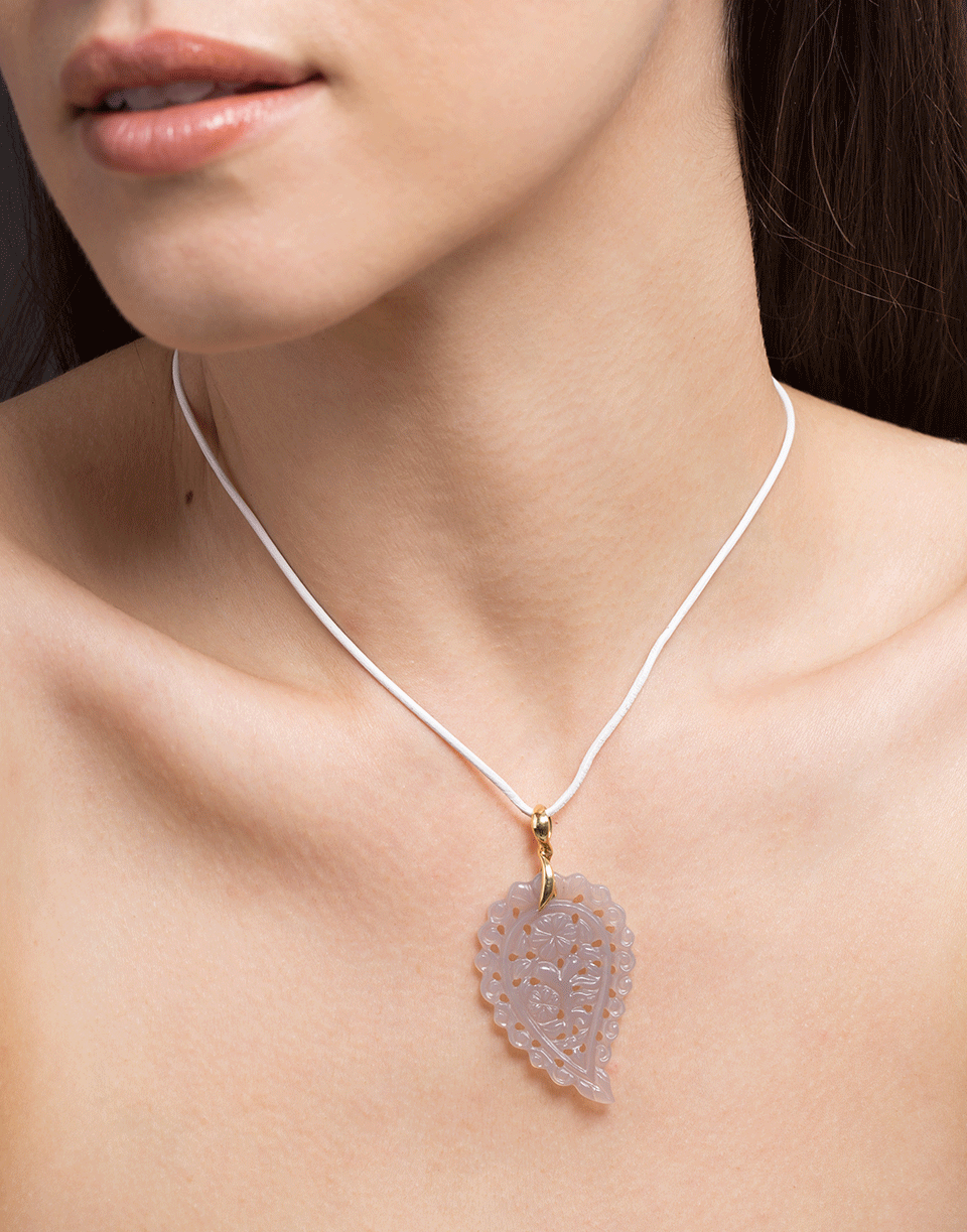 TAMARA COMOLLI-Medium Grey Chalcedony Carved India Pendant-ROSE GOLD