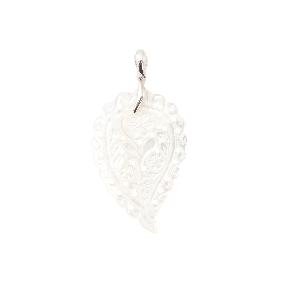 TAMARA COMOLLI-Medium Carved Mother Of Pearl India Pendant-WHITE GOLD